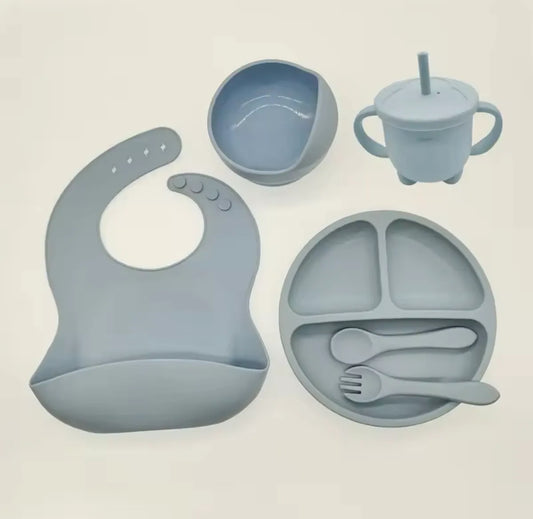 Gray helmet for bikers